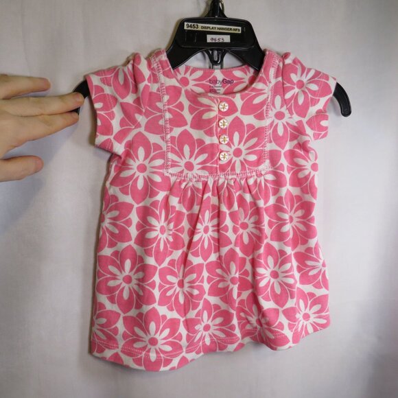 Baby Floral Dress Warm Pink 0-3mts real dress, real buttons Baby Gap 100% cotton - Picture 1 of 6